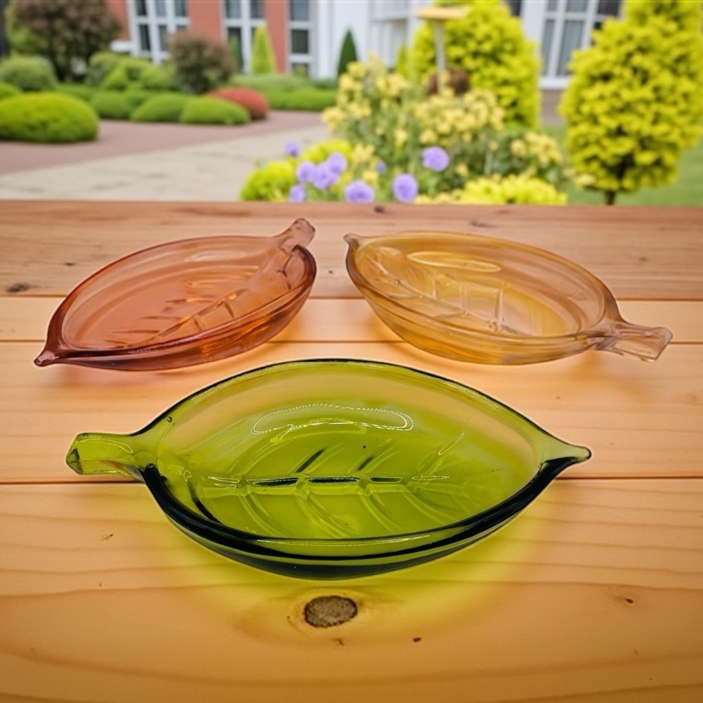 Vintage Whimsical Leaf Dishes Glass Green, Amber & Rose Leaf-Shaped Plates 3 Set